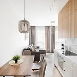 Butas Zalia Kopa In Center *